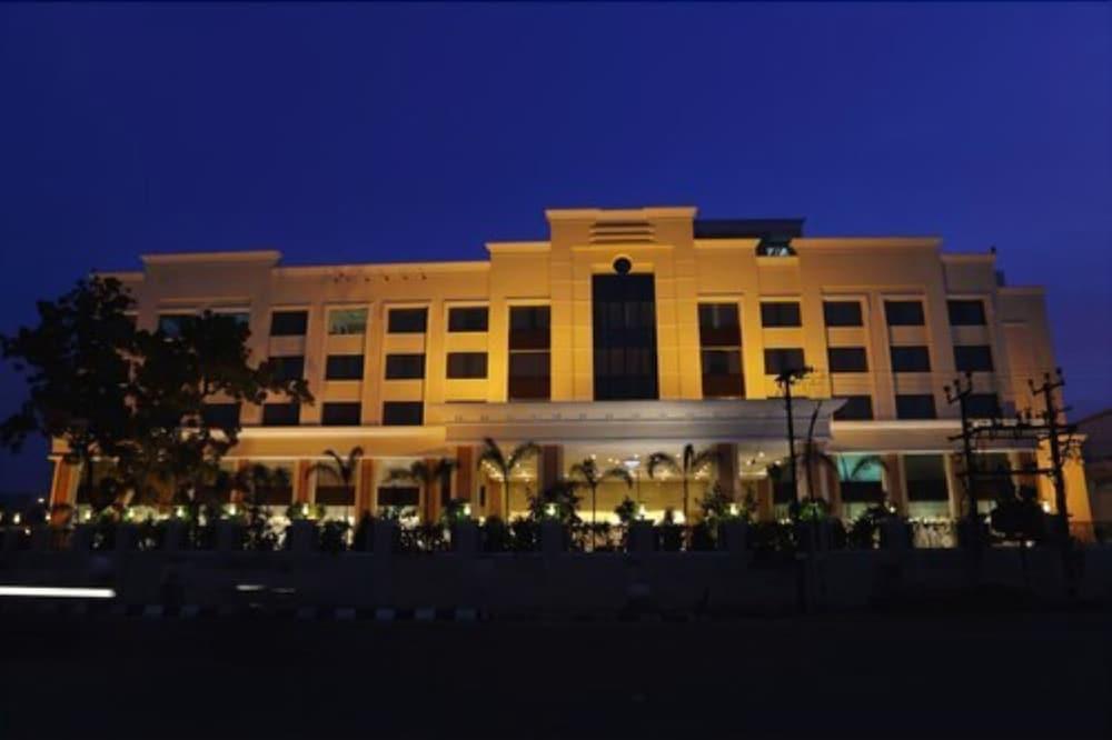 Accord Puducherry Экстерьер фото